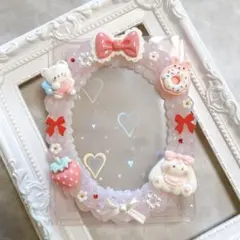 【No.13】ホイップデコ　トレカケース　硬質ケース　赤