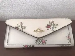 COACH コーチ 長財布 花柄　ホワイト
