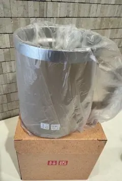 UNIQLO ベージュ　マグカップ　ステンレス　ユニクロ