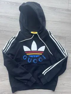 【限定コラボ】グッチ adidas パーカー シェリーライン 人気色　ブラック 2026年最新】ADIDAS X GUCCI メンズ パーカーの人気アイテム - メルカリ