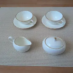 Noritake ゴールド縁取りカップセット