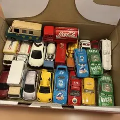 トミカ ミニカー 大量 まとめ売り　22個のサムネイル