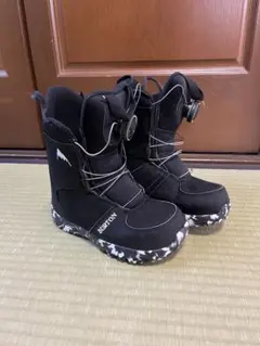 Burton ブラック スノーボードブーツ 子ども用 BURTON 子ども用スノーボードブーツ ブラック 20㎝ 革靴 子供