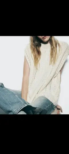 ZARAサイドケーブルニットベスト