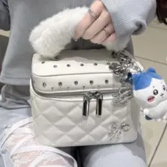 Lumignon ルミニョン ビジュー ファー バニティバッグ ピンク - メルカリ