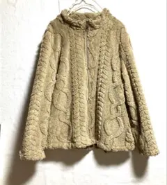ベージュ フリースボアジャケット フード付き