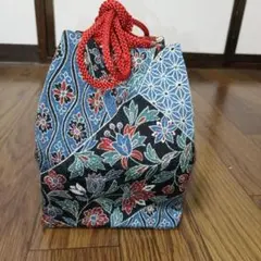 和装用バッグ　花柄　浴衣に合わせる巾着袋 きんちゃくバッグ　ちりめん　ブルー