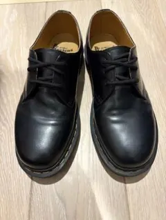 Dr. Martens 3ホールシューズ