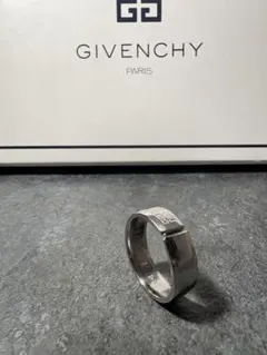 Givenchyリング25号前後