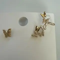 バタフライモチーフ ビジューピアス