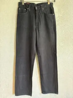 リーバイス ブラックデニム ストレートレッグ