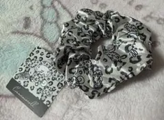 シナモンロールのシュシュ　サンリオ　ヘアゴム