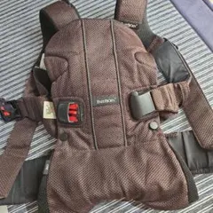 BABYBJÖRN ブラウン 抱っこ紐　箱あり
