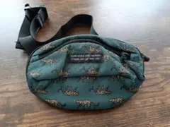 キウ kiu ボディバッグ・ウエストポーチ