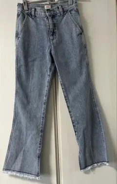 フレアカット ライトブルーデニム