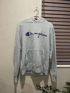Champion グレー フード付きパーカー