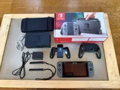 スイッチ 本体 2020年購入 動作確認済 保護ガラス ケース - メルカリ