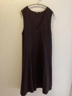 ユニクロ　ブラッシュドジャージージャンパースカート　ワイン色　あずき色