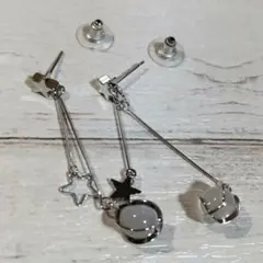【匿名配送✨新品】ピアス　星　シルバー　ゆれるピアス　ロングピアス　スター