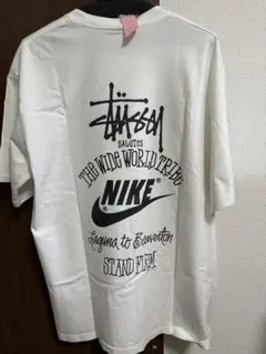 Stussy x Nike コラボ Tシャツ ホワイト BTS ジョングク着用のサムネイル