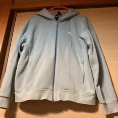 アディダス　パーカー　水色　OT