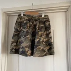 迷彩柄スカート