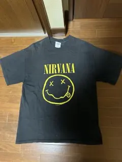 【極上鬼フェード】90s NIRVANA スマイリー Tシャツ 両面プリント L 極上鬼フェード】90s NIRVANA スマイリー Tシャツ 両面プリント L