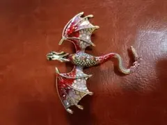 ピンブローチ 龍