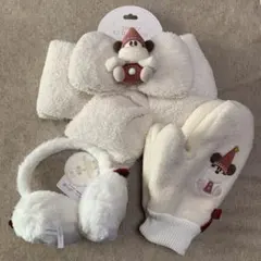 リルリンリン　マフラー・ミトン・イヤーマフ　セット　ディズニークリスマス2025