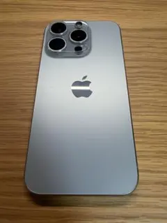 バッテリー86% iPhone 13 Pro 本体 256GB 背面割れ - メルカリ
