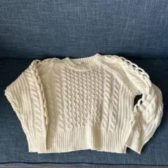 MURUA アイボリー ケーブルニットセーター
