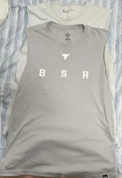 Under Armour ノースリーブタンクトップ　2点セット