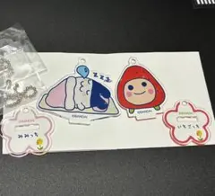 たまごっち スタンドミニアクリルキーホルダー みみっち いちごっち