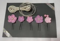花モチーフ ピンクの髪飾りセット 水引 紐