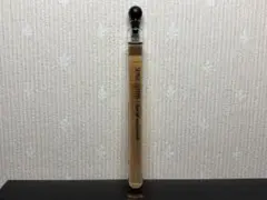セルジュルタンス　サンタルマジュスキュル　オードパルファム　4ml 香水のサムネイル
