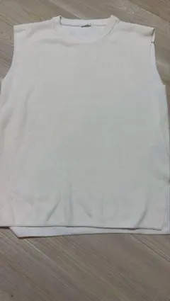 GU ノースリーブ サマーニットのサムネイル