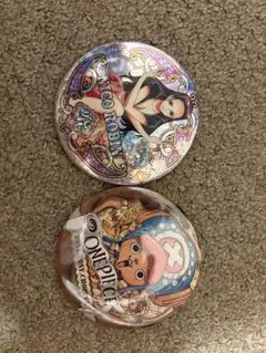 ONE PIECE 缶バッジ ニコ・ロビン トニートニー・チョッパー 2個セット