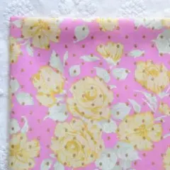 カーラインラブ　イエローピンク　ラメ　輸入リバティタナローン　30cm×50cm