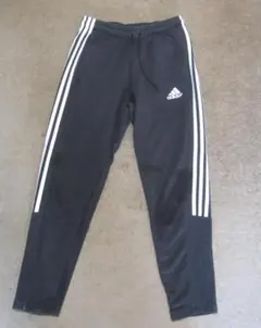 トラックパンツ ランニングウェア