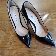 DIANA ブラック ハイヒール ポインテッドトゥ