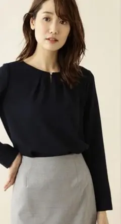 NATURAL BEAUTY BASIC 長袖ブラウス　ネイビーS