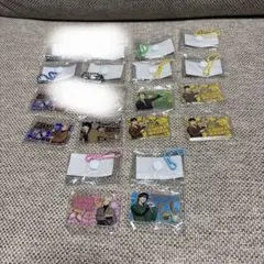 INI アクリルキーホルダー まとめ売り みてこれのサムネイル