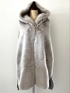 【新品未使用】40%off‼︎ フェイクファー ベスト フード付き 防寒
