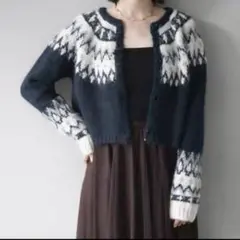 求心柄　クロップドニットカーディガン　ネイビー　lumier好きな方