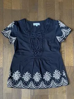 MALIANI 半袖カットソー 刺繍デザイン ブラック サイズ9のサムネイル