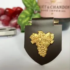 Item thumbnail for item 9229e852-a605-4f1e-a5bb-c34ed19c71e8