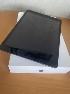iPad 第8世代　128GB MYLD2J/A Wi-Fi 箱あり