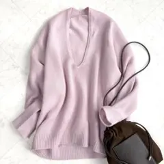 【スローブイエナ】Vネックニット　ウール100%　ゆったり　ミドルゲージ　ピンク