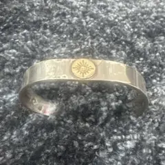 アリゾナフリーダム18金付バングル