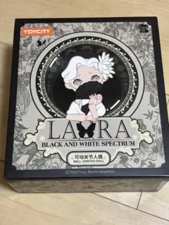 G8063]未開封 POPMART TOYCITY LAURA - メルカリ